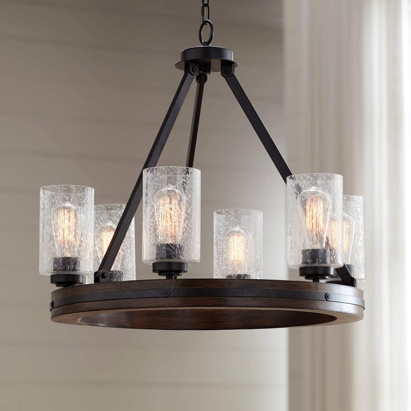 Elegant Rustic Chandelier for Cozy Home Atmosphere