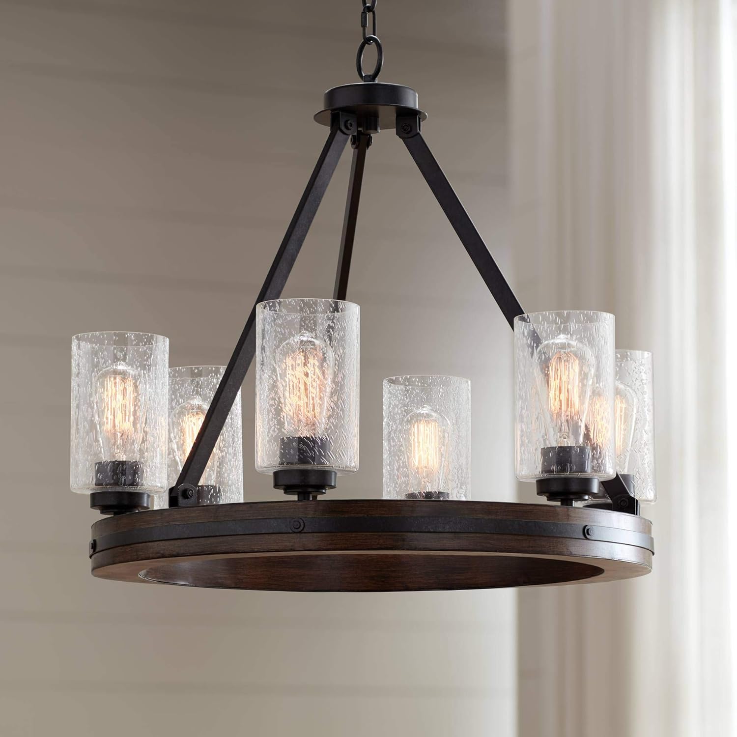 Elegant Rustic Chandelier for Cozy Home Atmosphere